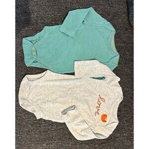 Carter Baby onesies (2)